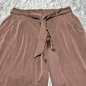 WHBM tapered ankle pants, size L